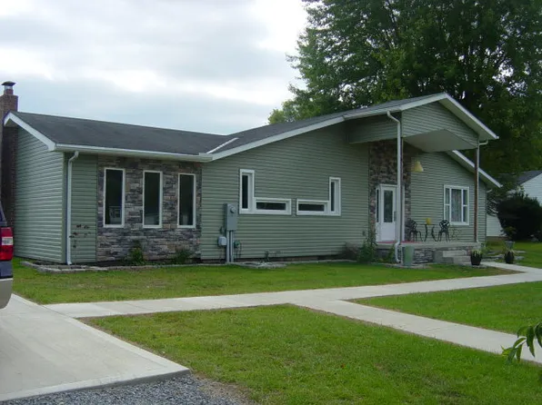 440 Ziegler Ln, Stout, OH 45684