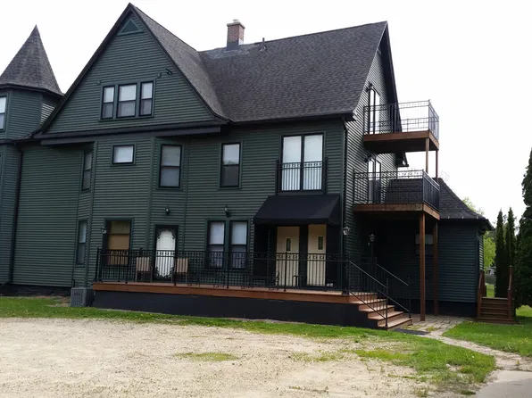 6142 Exchange St #1, Mc Farland, WI 53558