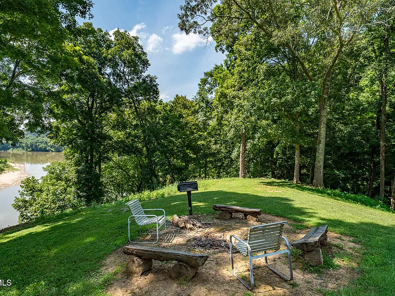7090 Old Asheville Hwy — Photo 72