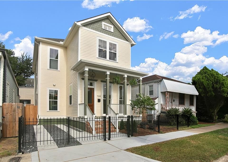 1st image of 709 Valence St