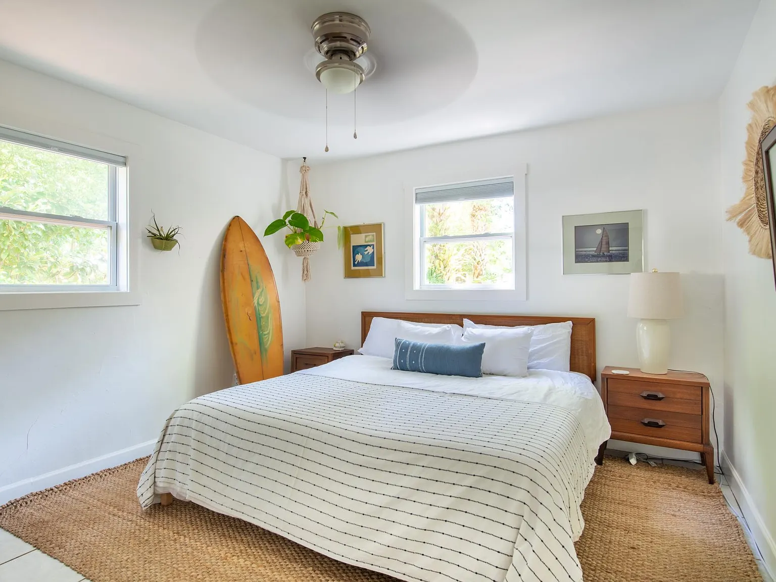 2 bed, 852 sqft, $2,300 — Photo 3