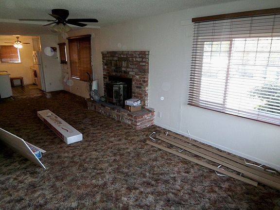 Dining & Living Rooms