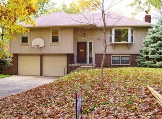 7608 NW Serene Ave, Kansas City, MO 64152