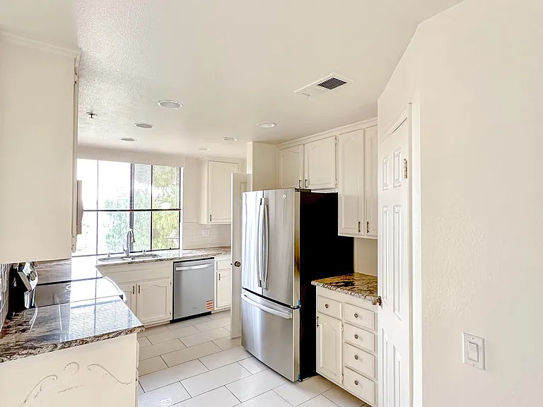 5895 Friars Rd #5403 — Photo 2