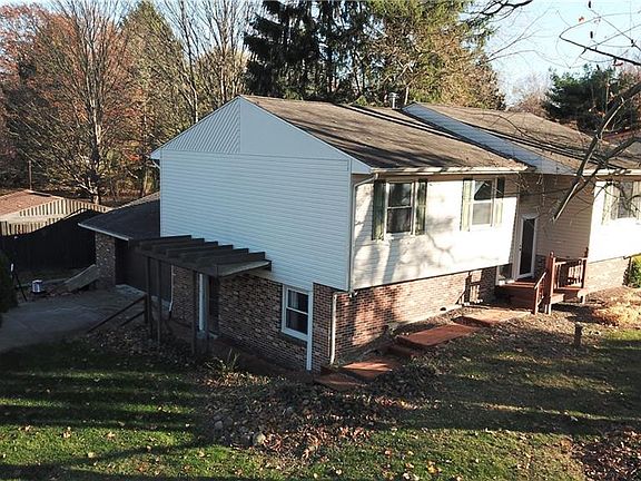 2nd image of 2782 Highline Dr