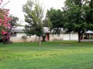 139 Hilltop Dr, Kerrville, TX 78028