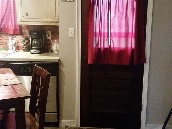 3rd image of 3108 Phyl Mar St