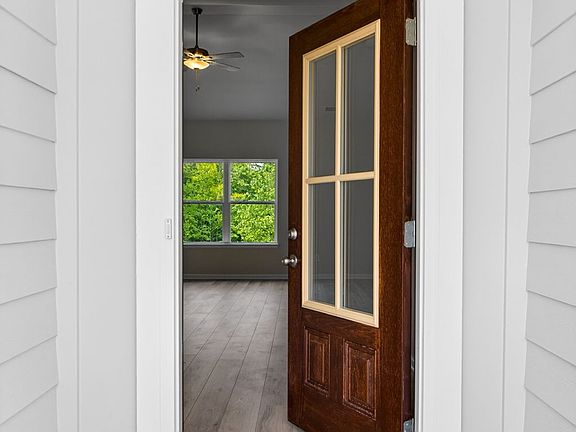 4th image of 431 Andrews Mill Rd