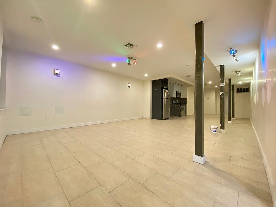 1st image of 707 Saint Johns Pl #C