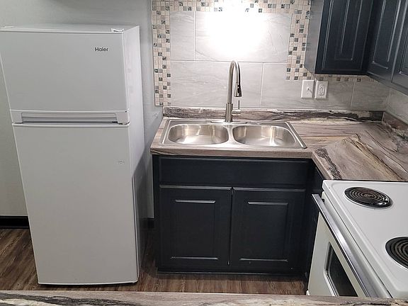 4th image of 1701 S Olive St #11468468