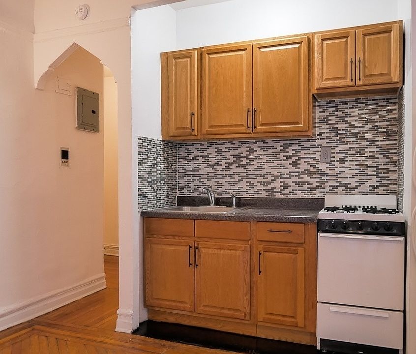 1st image of 540 Saint Johns Pl #H5
