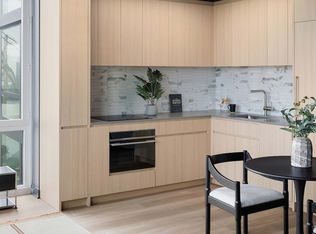 430 Main St #14B, New York, NY 10044