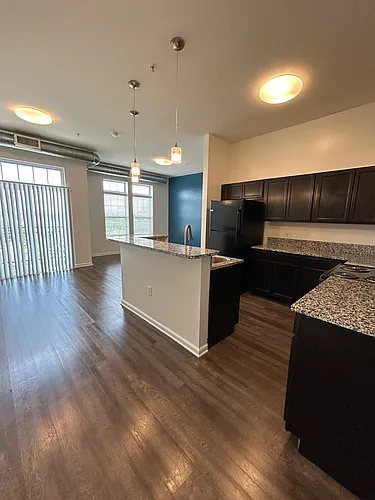 632MLK Apartments Photo 1