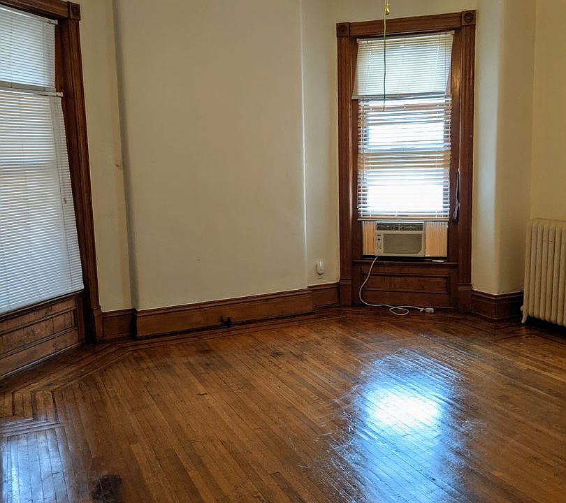 1st image of 1382 S 1st St APT 5