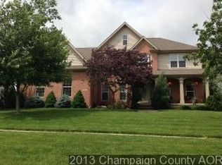 201 Fox Run Dr, Mahomet, IL 61853
