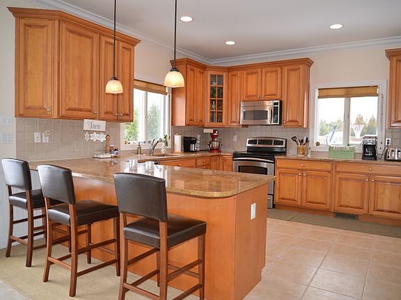 4th image of 17 Millfarm Ln