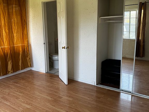 4th image of 710A W Bennett St