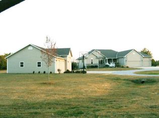 301 Kanza St, Valley Center, KS 67147
