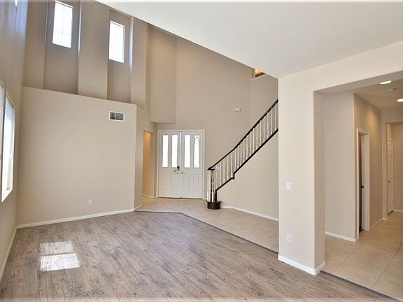 2nd image of 3452 Yellow Cove Ln