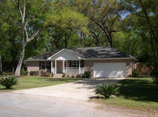 25 Magnolia Rd, Midway, GA 31320