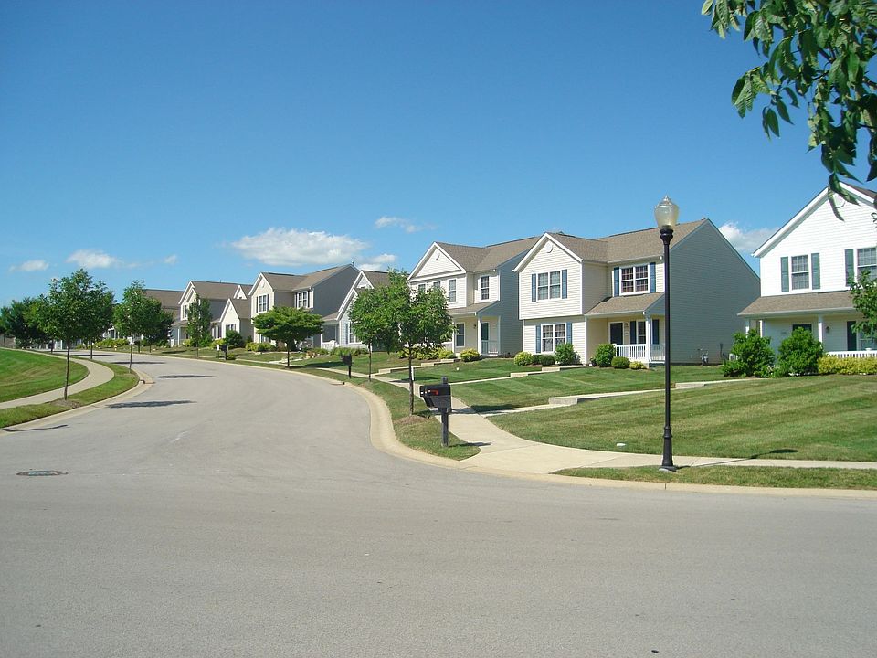 Picturesque Neighborhood