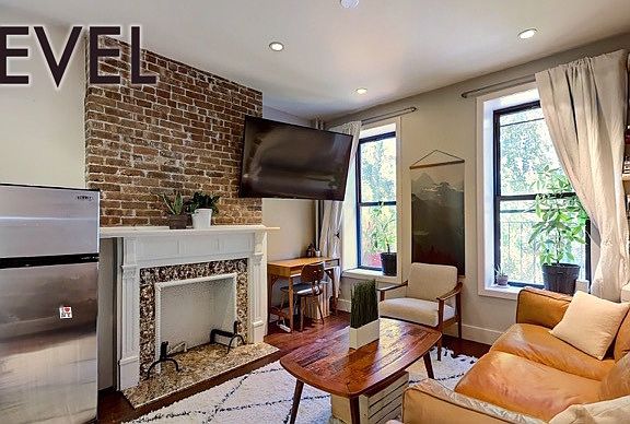 2nd image of 264 W 22nd St #6