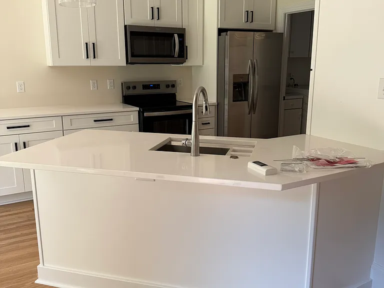 3205 Dalton Ct — Photo 6