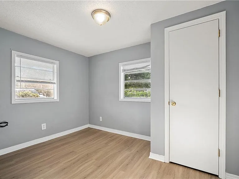 9032 Ingleside Ave #A — Photo 11