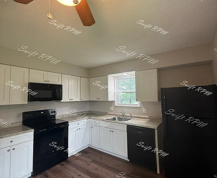 817 E Sheridan St #1 — Photo 4