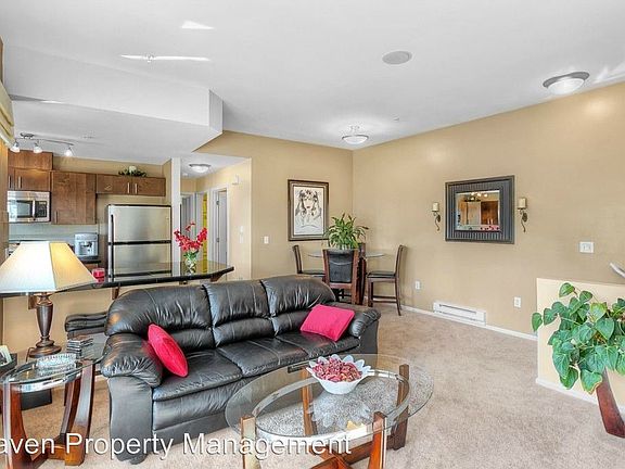 3rd image of 21026 40th Pl S Unit L4