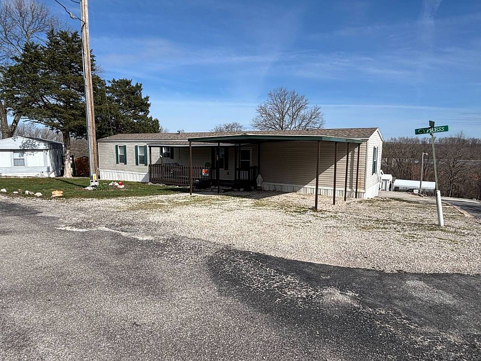 1st image of 11 Cypress Ln