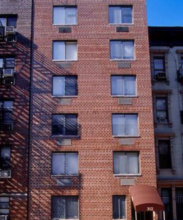 2nd image of 312 E 85th St APT 6A