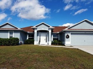 2105 NE 23rd Ter, Cape Coral, FL 33909
