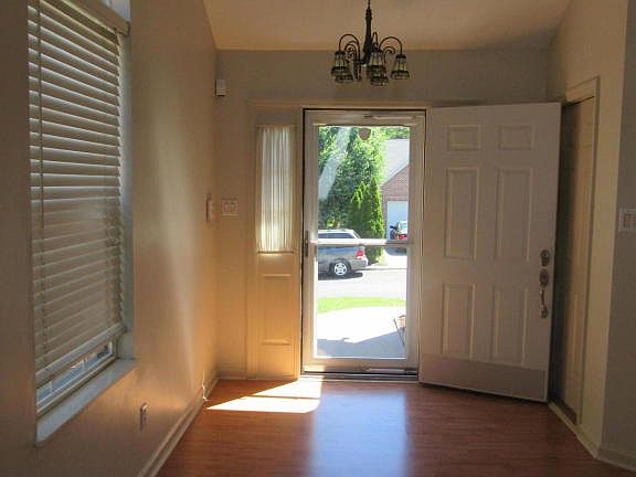 4th image of 8624 Constance Way #4