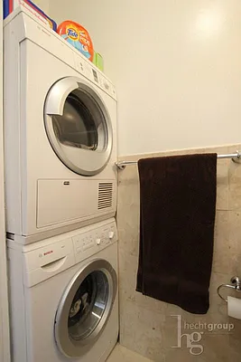 Rented by Hecht Group | media 44