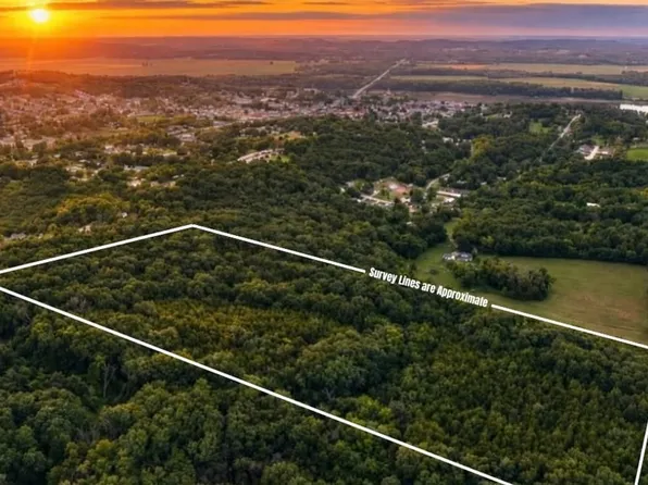 R&b Dr, Hermann, MO 65041