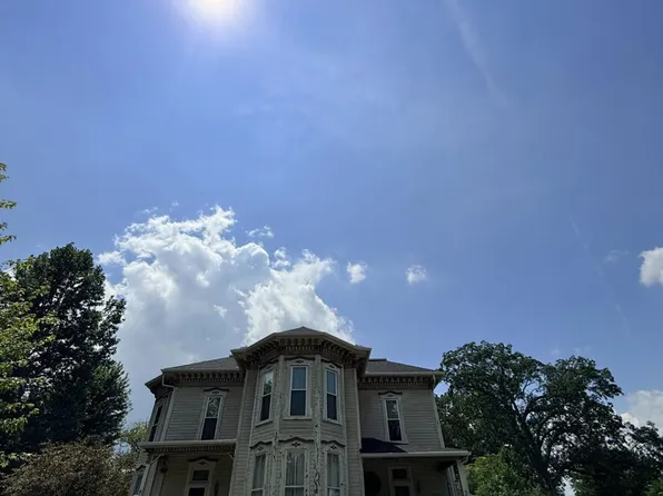 312 S Monroe St, Fremont, OH 43420