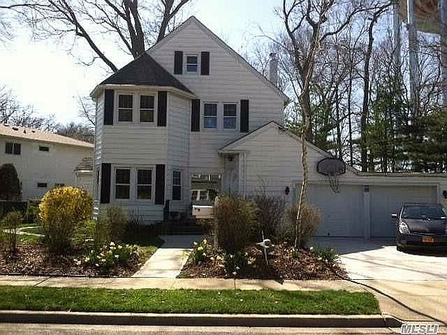 1st image of 1690 Westervelt Ave