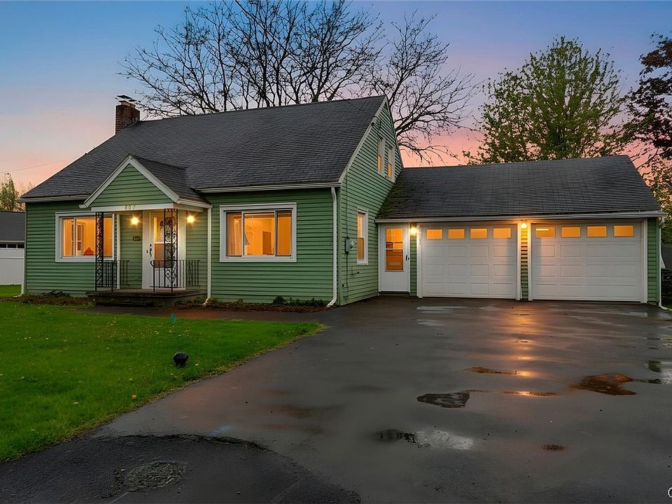 1st image of 807 2nd St