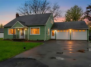 807 2nd St, Liverpool, NY 13088