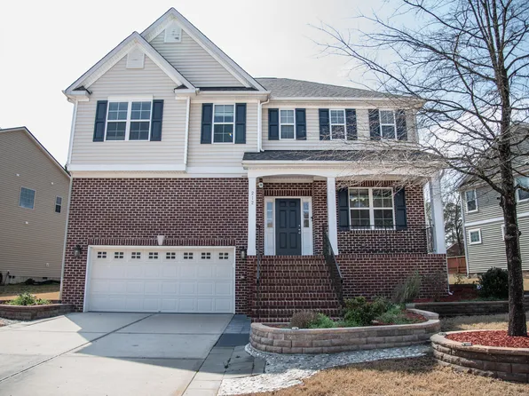 212 Liberty Rose Dr, Morrisville, NC 27560