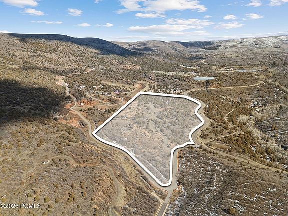 4th image of 8665 E Lake Creek Rd