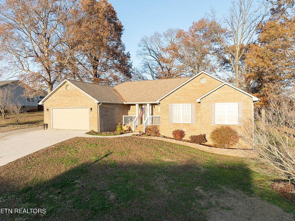 1st image of 950 Dunkirk Dr