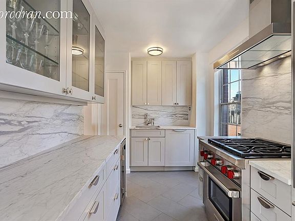 3rd image of 1010 3rd Ave #10F