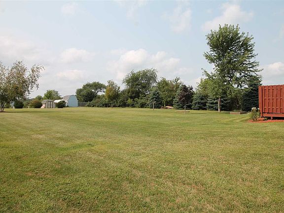 2nd image of 4627 N Laura Dr