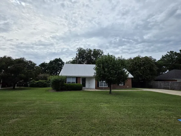 130 Paloma Dr, Leesburg, GA 31763