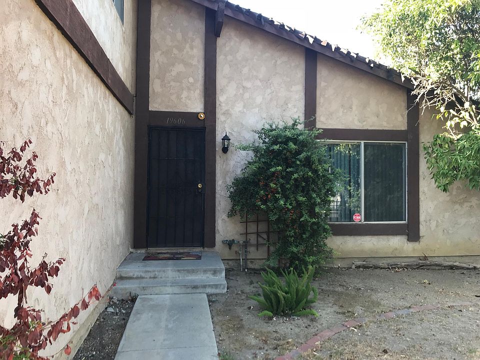 2nd image of 19606 Springport Dr