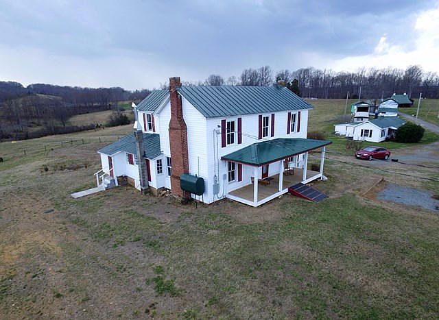 1st image of 120 Bethel Ln