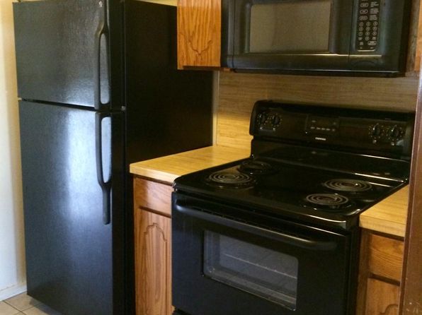 701 2nd St #B2