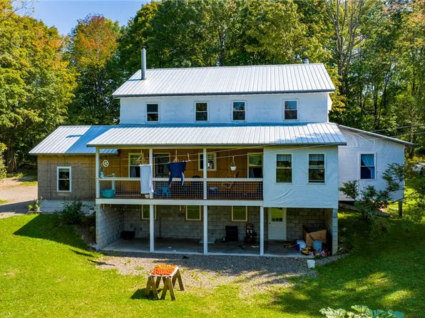 10799 Hoxie Rd, West Edmeston, NY 13485